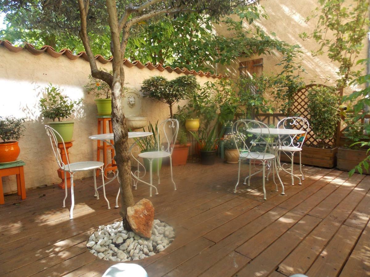 La Maison Du Bonheur Aups Extérieur photo